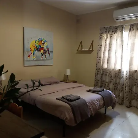 Apartment Spacious 2 Bedroom Flat Close To Sea And Tourism Hub