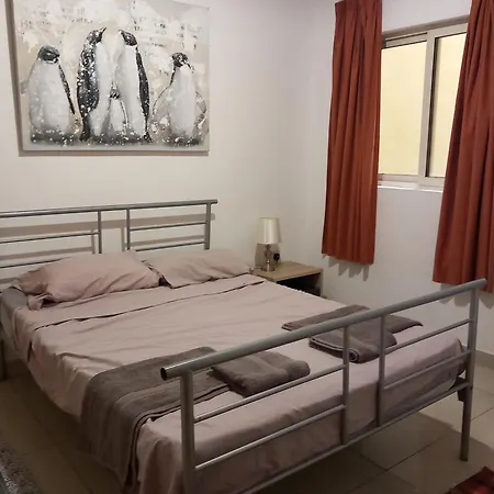 Apartment Spacious 2 Bedroom Flat Close To Sea And Tourism Hub *